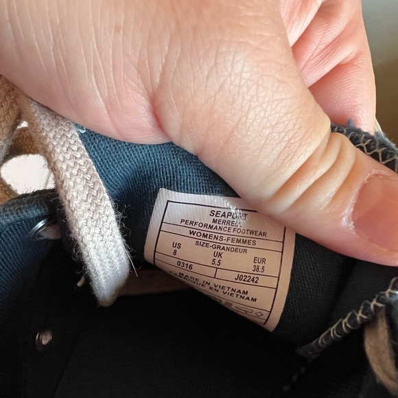 Merrell Shoe - Picture 3 of 4